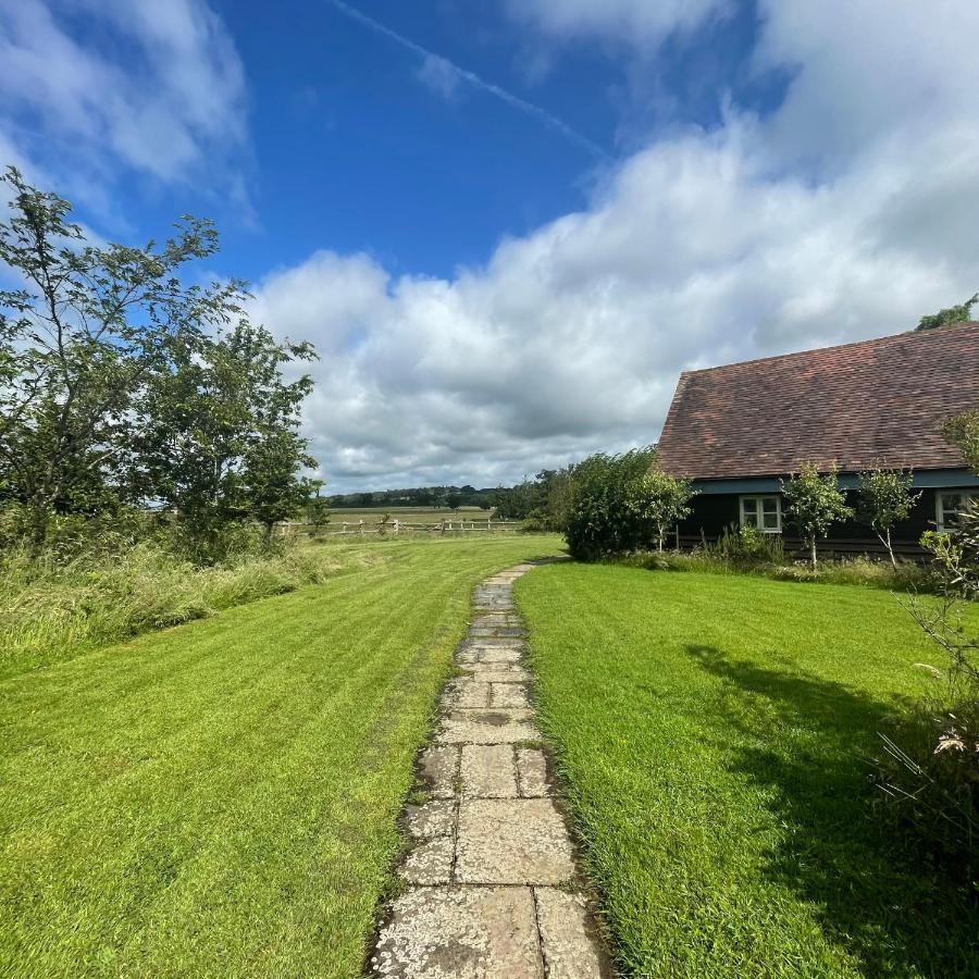 פולברו House On The Brooks Self Catering Holiday Let South Downs West Sussex Sleeps 14 מראה חיצוני תמונה